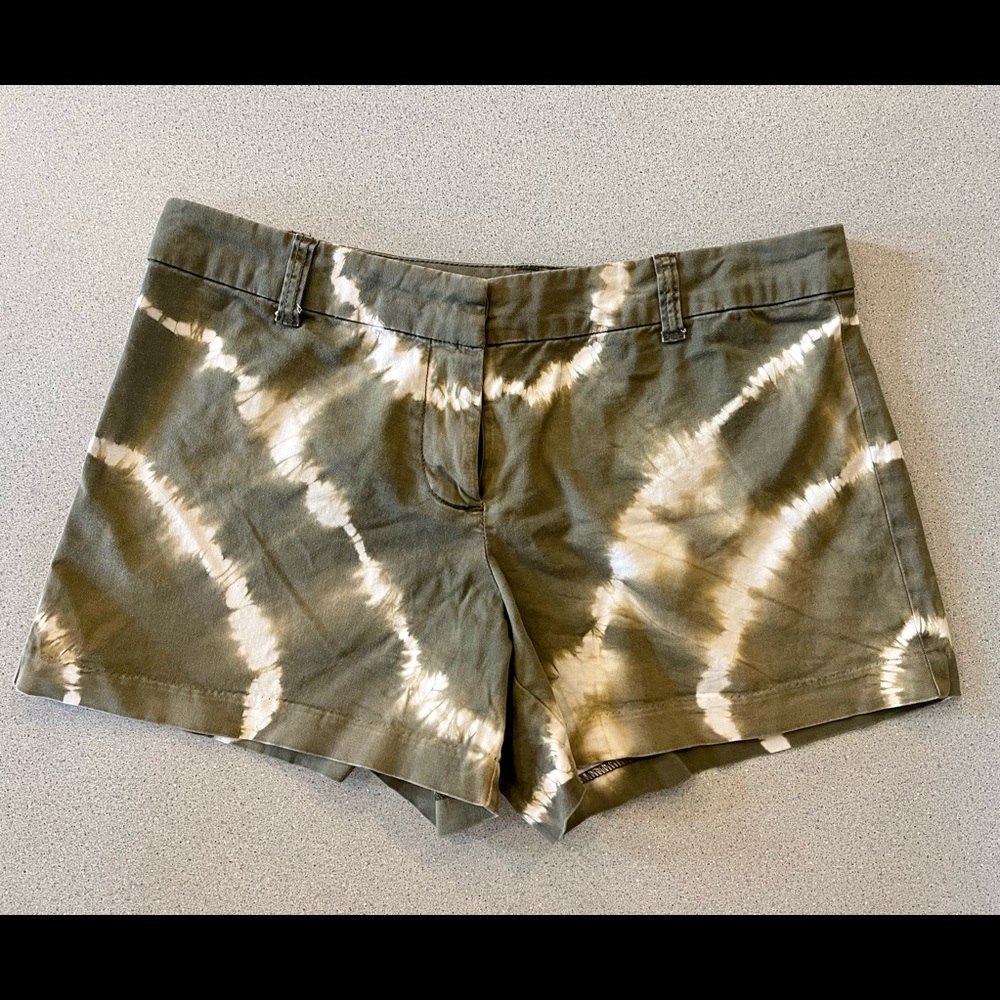 Women’s New York & Company Tie Dye Shorts. Size 4
